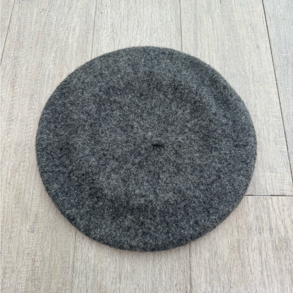 Gray Wool Beret